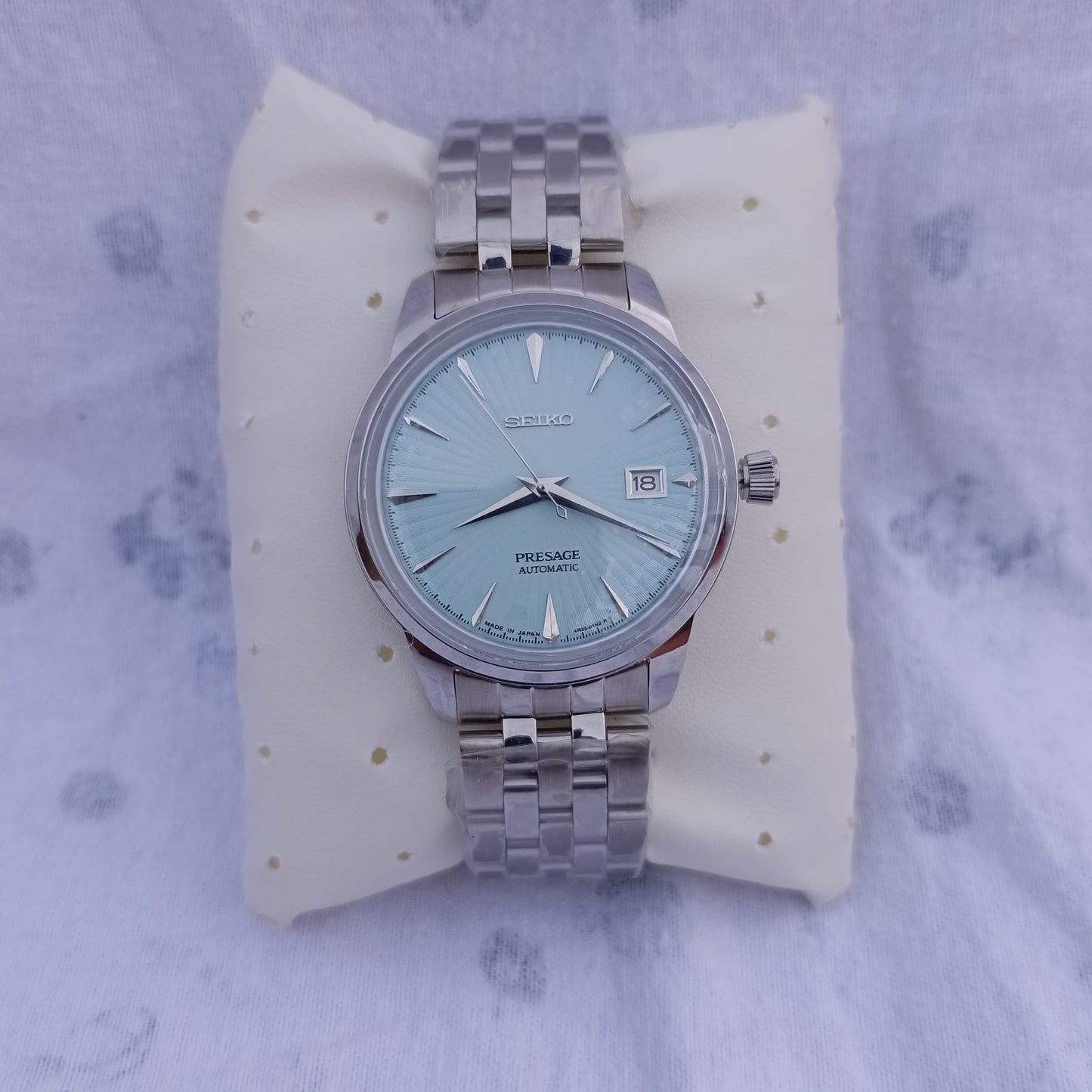 Seiko Presage 4R35-01T0 Automatic Men’s Watch – Stainless Steel, Date Display