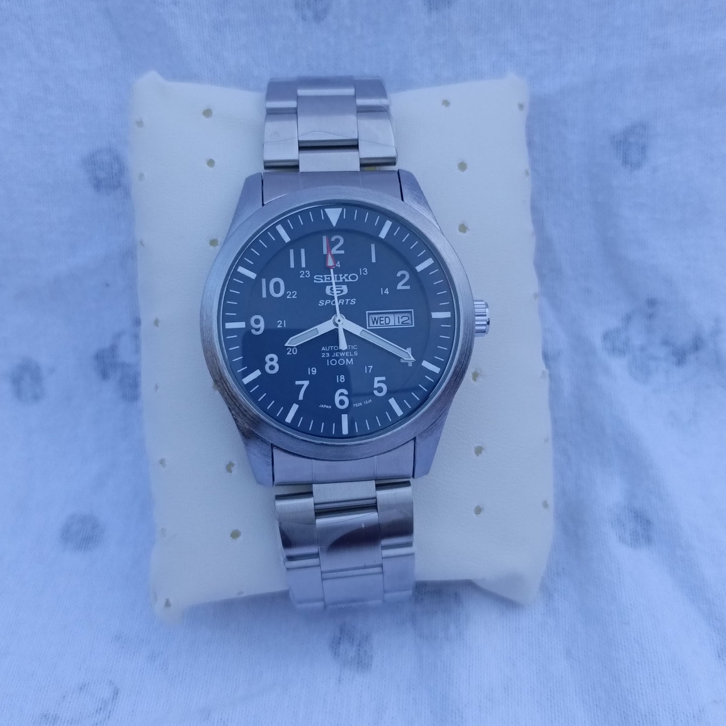 Seiko 5 Sports 7S36-0380 Automatic Men’s Stainless Steel Watch – Day & Date, 30M Water Resistant