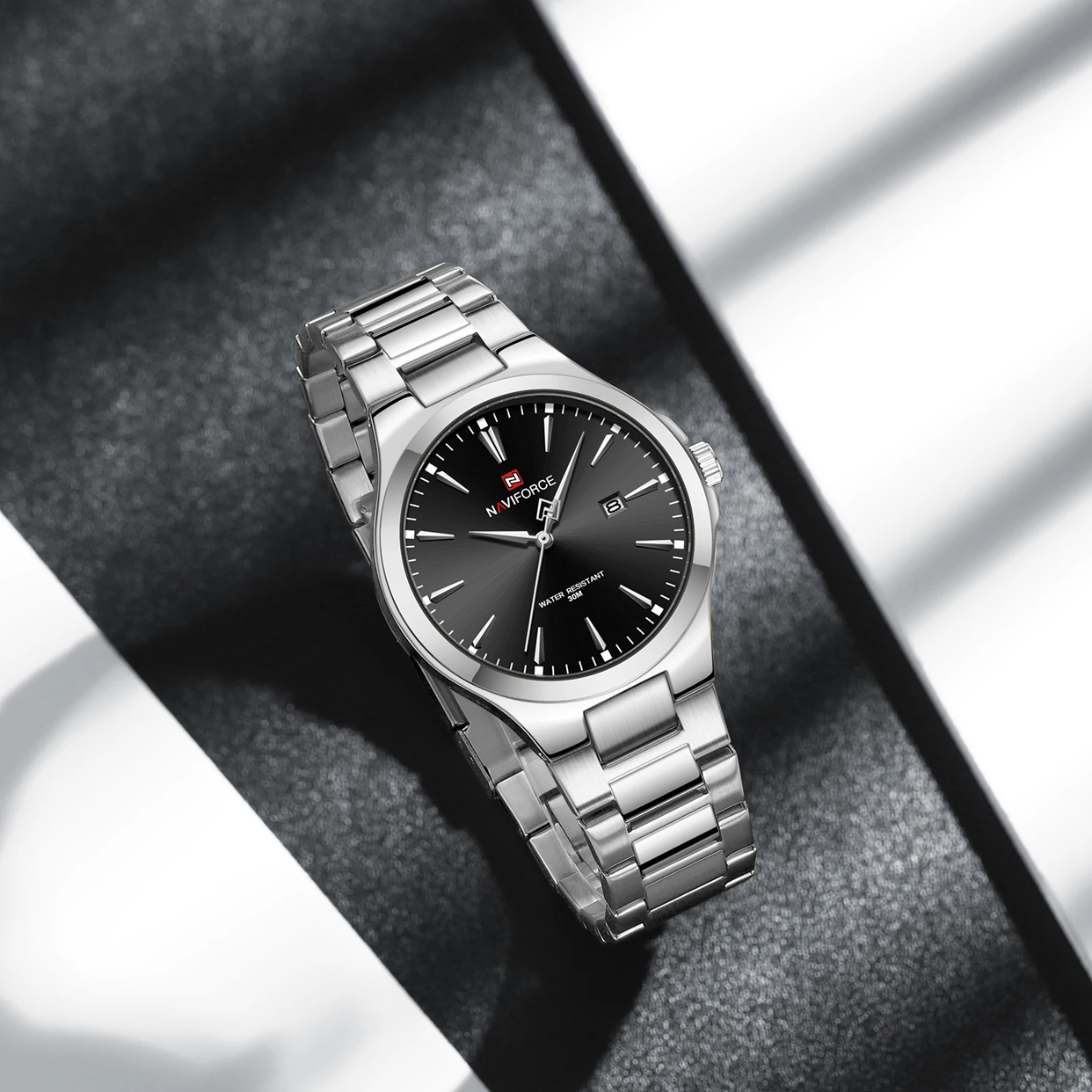NAVIFORCE 9214 New Men Wristwatch Top Luxury Business Watch Stainless Steel Sport Quartz Original Male Watch