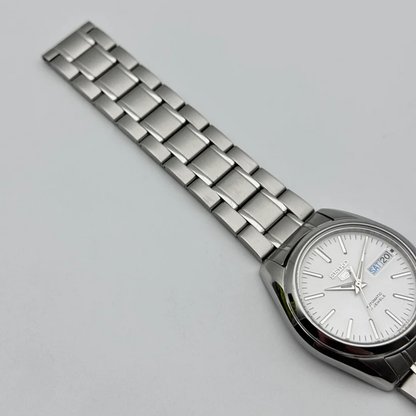 Vintage  7S26-01V0 Automatic - 21 Jewels Japanese Mechanical Watch - Day/Date Calendar - Original Stainless Steel Bracelet