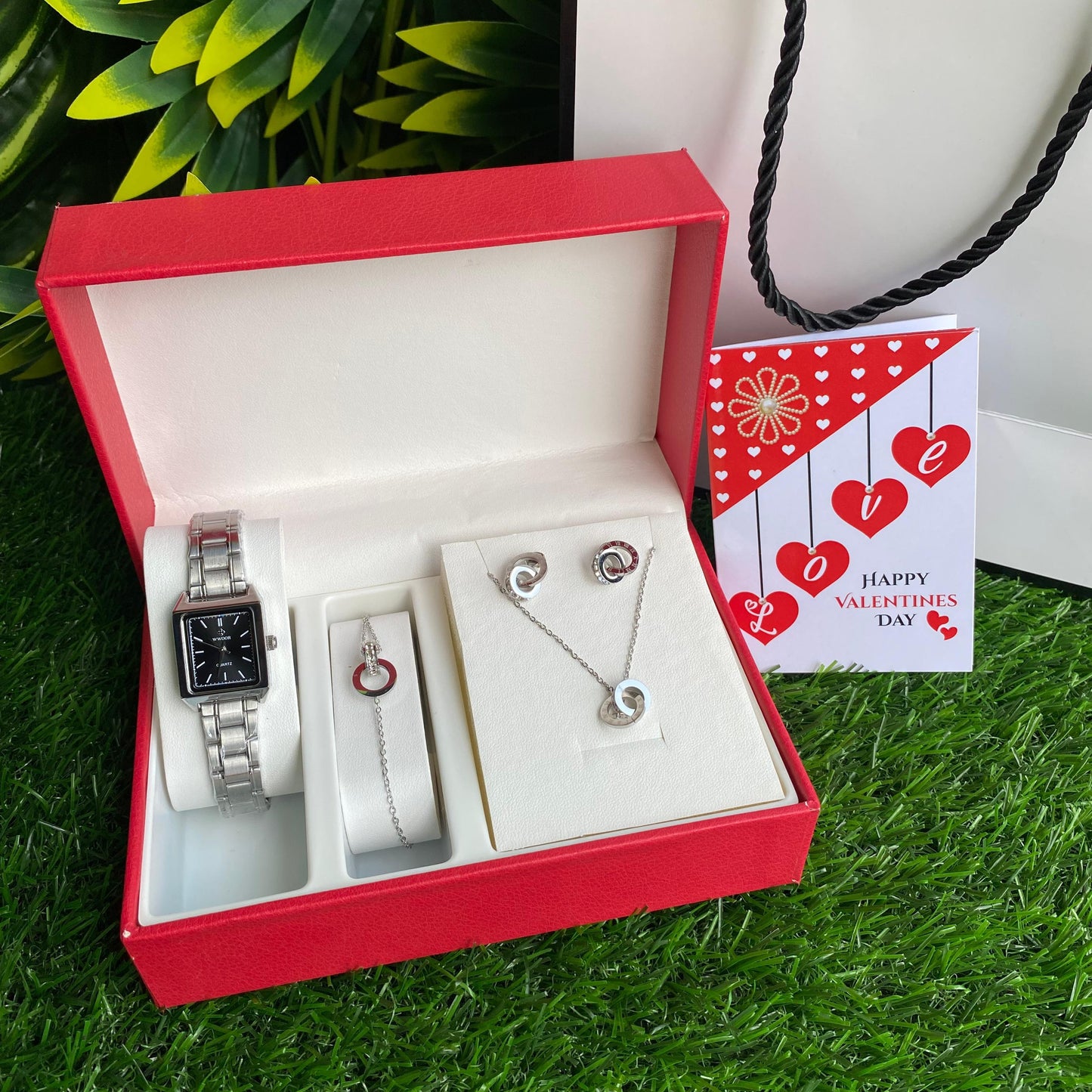 FANCY VALENTINES LADIES 4in 1 GIFT SET