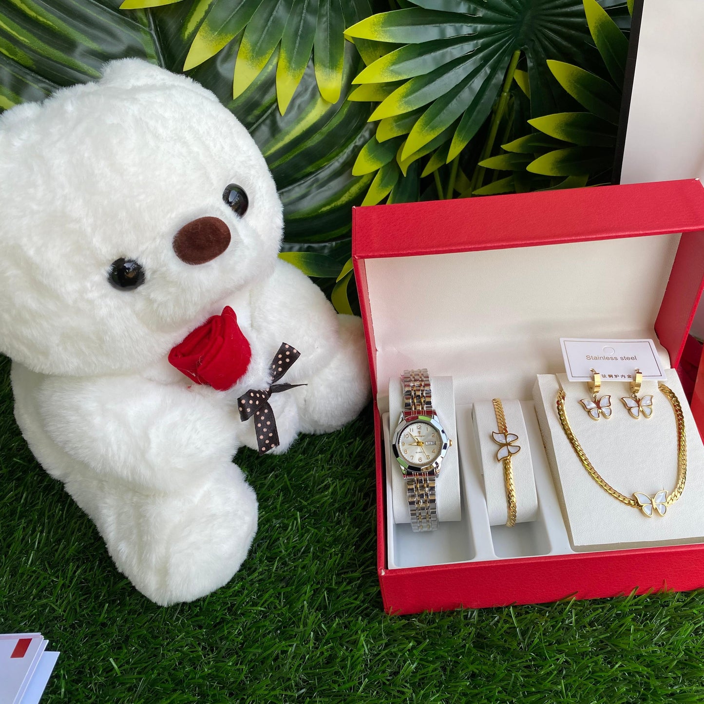 4 in 1 VALENTINES LADIES GIFT SET