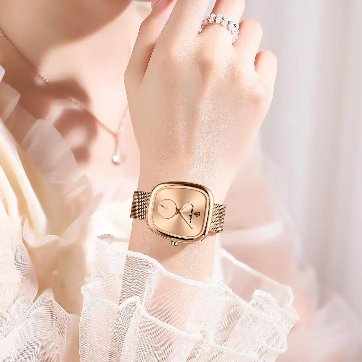 POEDAGAR 783 Waterproof Simple Luminous Hands Watches Leisure Charm Ladies Irregular Shape Dial Fashion Wristwatch for Women's